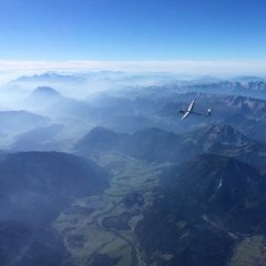 Verortung via Georeferenzierung der Kamera: Aufgenommen in der Nähe von Admont, Österreich in 4700 Meter